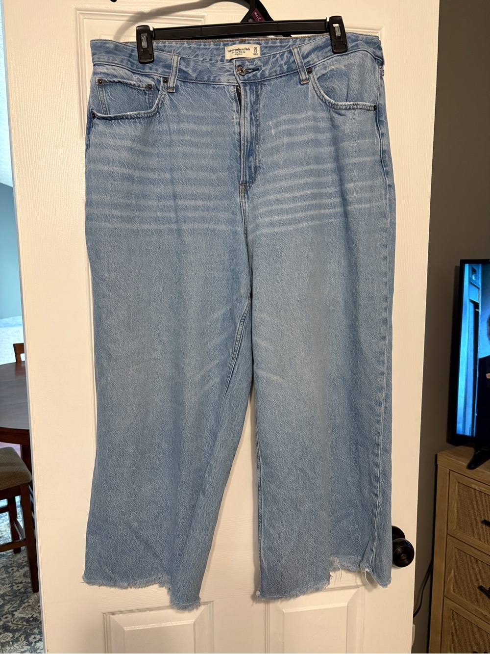 Abercrombie & Fitch curve love crop wide leg high rise